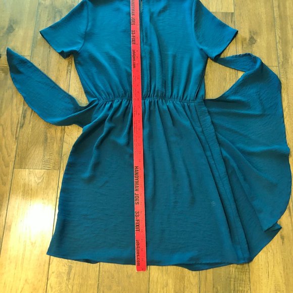 Gilli Faux Wrap Short Sleeve Dress - Fit & Flare - Size Medium - Teal Color - - Picture 10 of 12